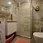 2 Apartment *
